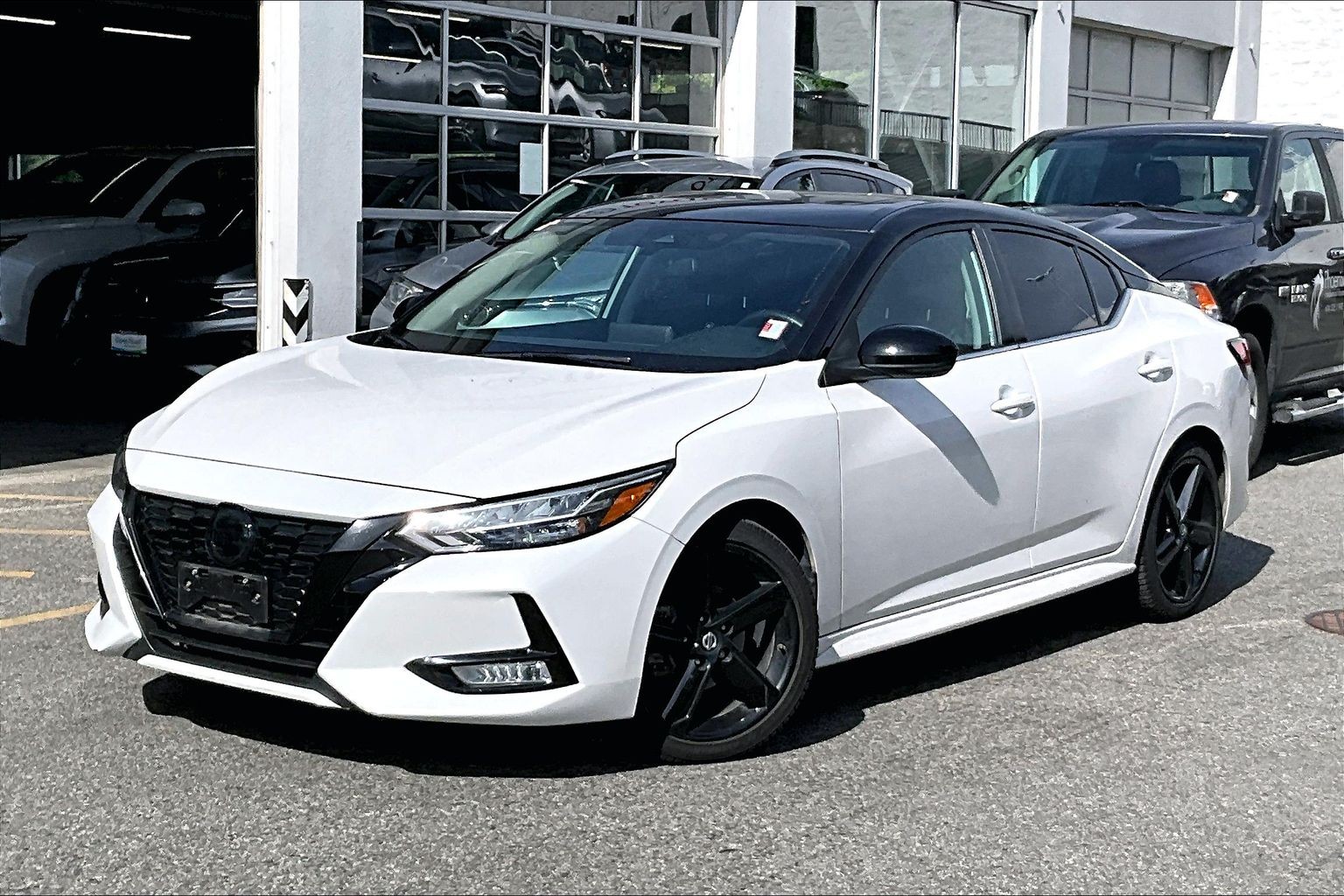 2022 Nissan Sentra SR Midnight Edition CVT