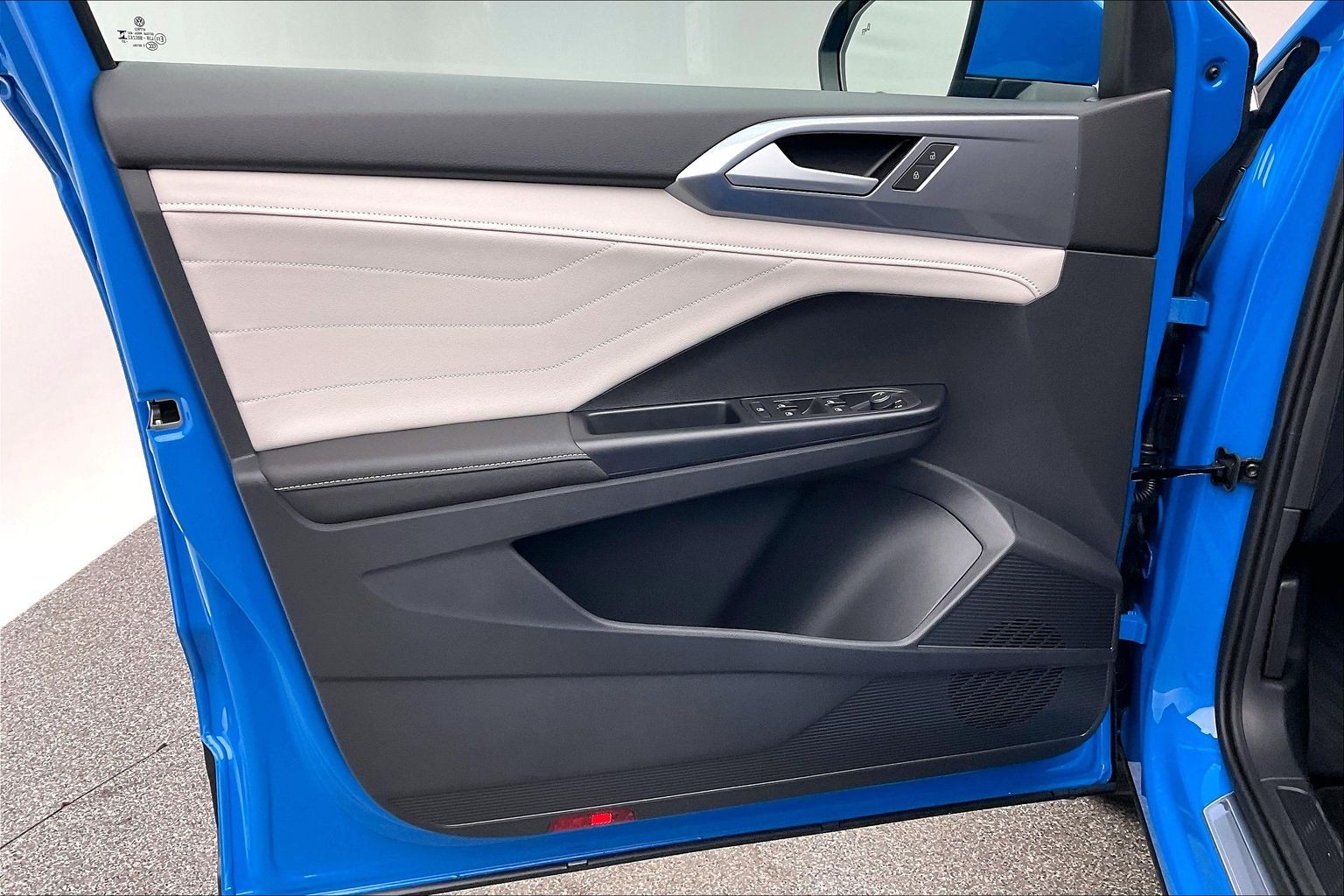 2025 Volkswagen Taos Highline - Photo 7
