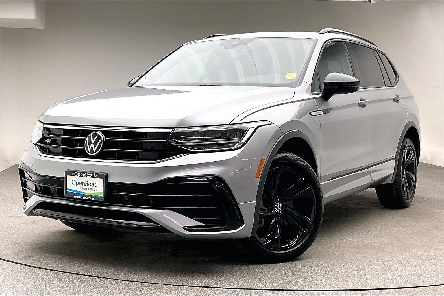 2023 Volkswagen Tiguan Comfortline R-Line Black Edition 4MOTION