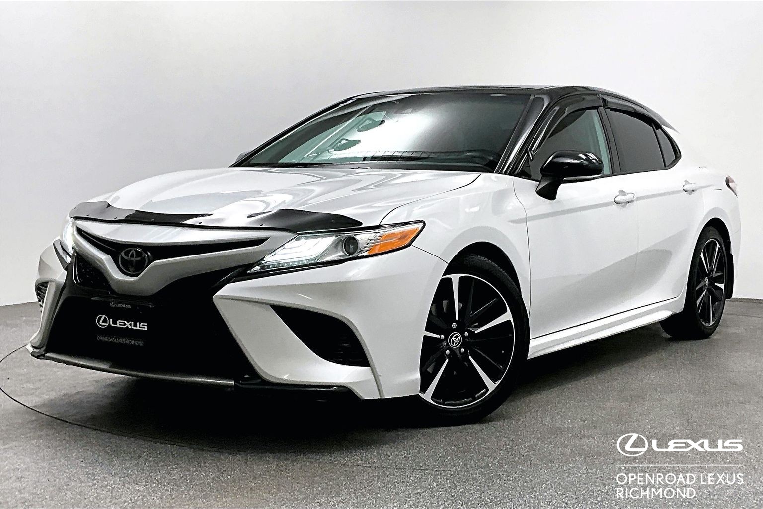 2020 Toyota Camry XSE Auto