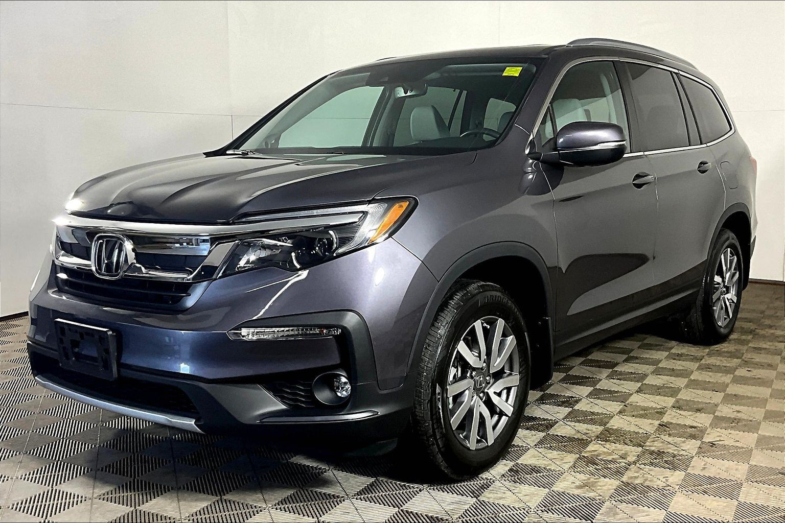 Gray 2022 Honda Pilot Black Edition AWD SUV / Crossover All-Wheel Drive Automatic