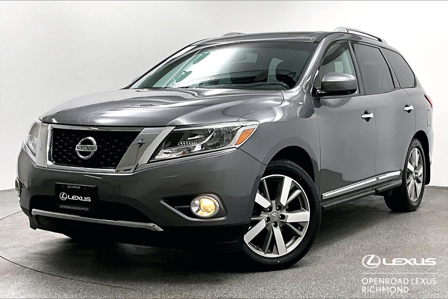 2016 Nissan Pathfinder 4WD 4dr Platinum