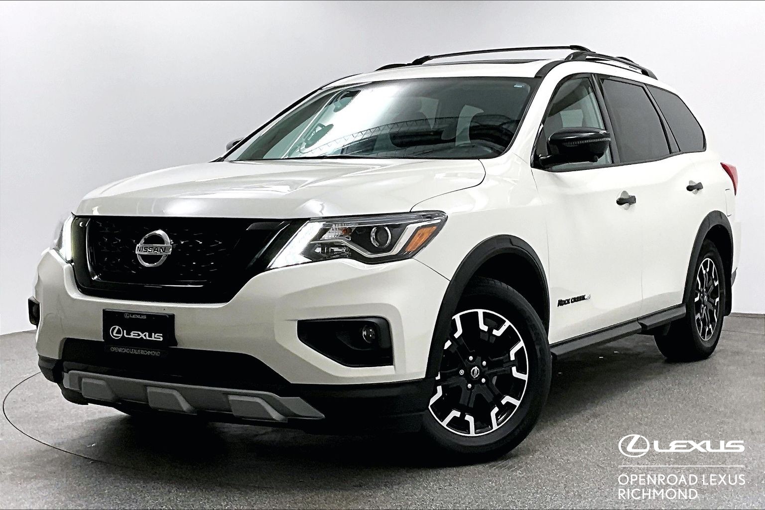 2019 Nissan Pathfinder 4x4 SL Premium