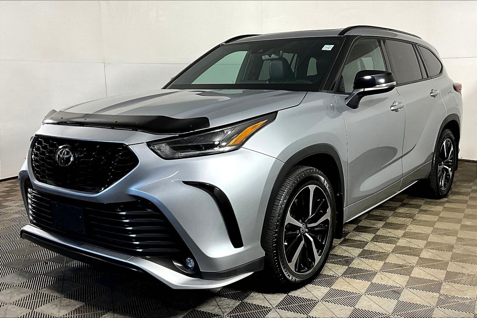 Silver 2021 Toyota Highlander SUV / Crossover All-Wheel Drive Automatic
