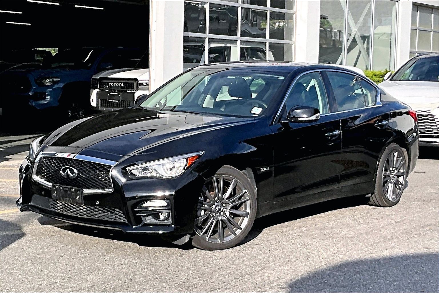 2016 INFINITI Q50