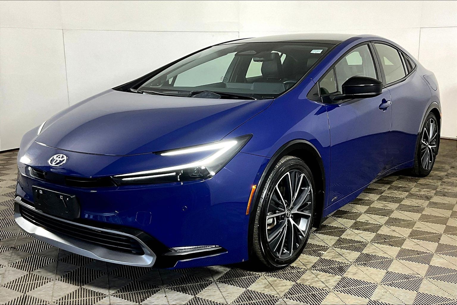 2023 Toyota Prius Limited AWD