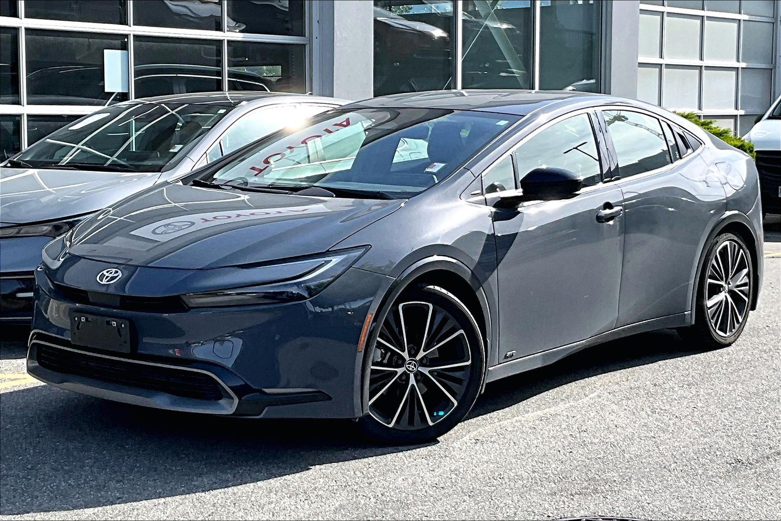 2024 Toyota Prius PRIUS XLE