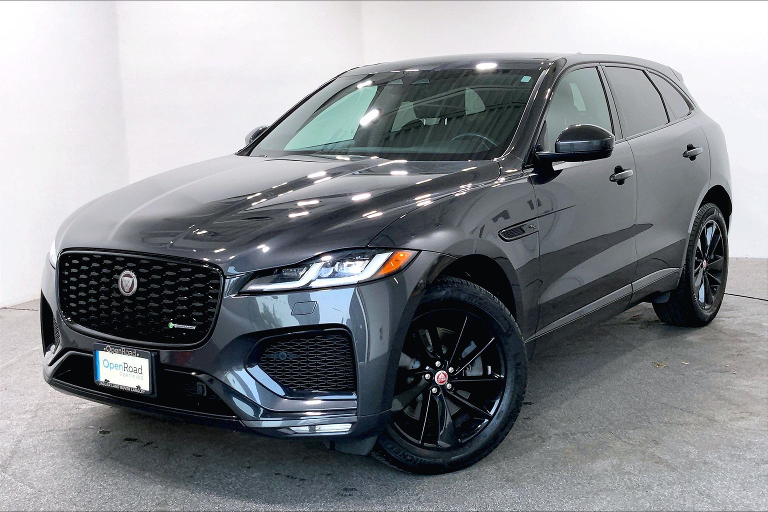 2022 Jaguar F-PACE P400 R-Dynamic S Auto