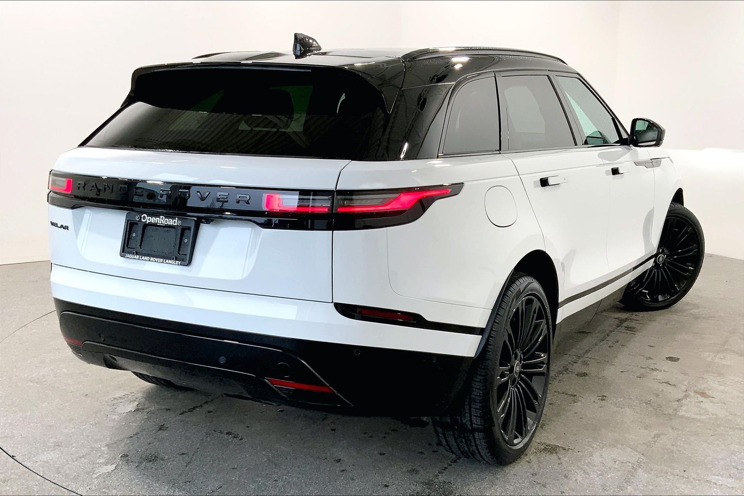 2026 Land Rover Range Rover Velar Dynamic SE - Photo 5