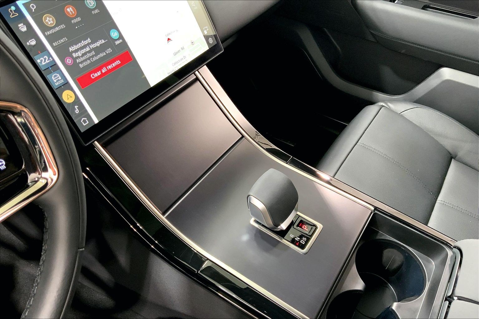 2026 Land Rover Range Rover Velar Dynamic SE - Photo 11
