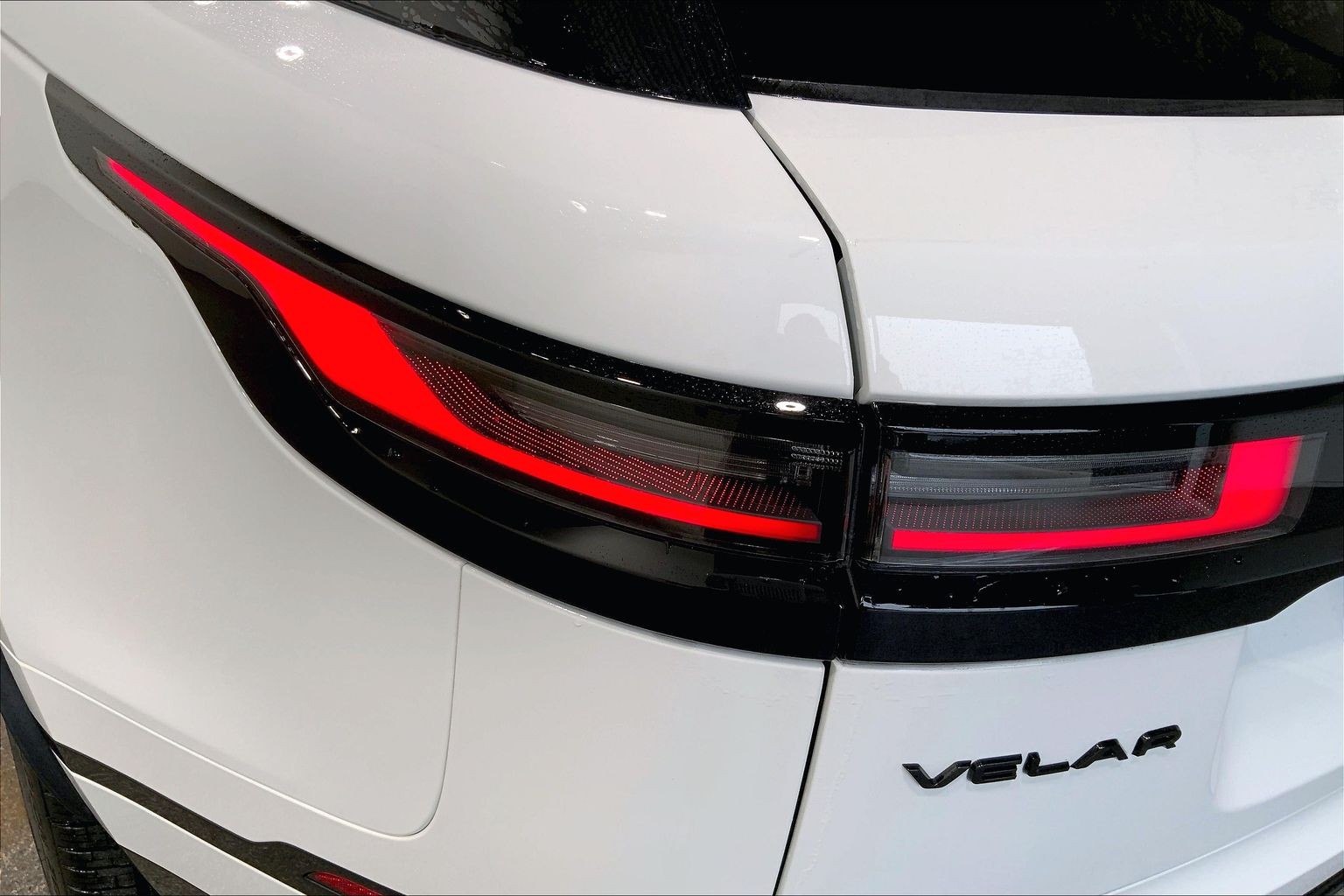 2026 Land Rover Range Rover Velar Dynamic SE - Photo 17