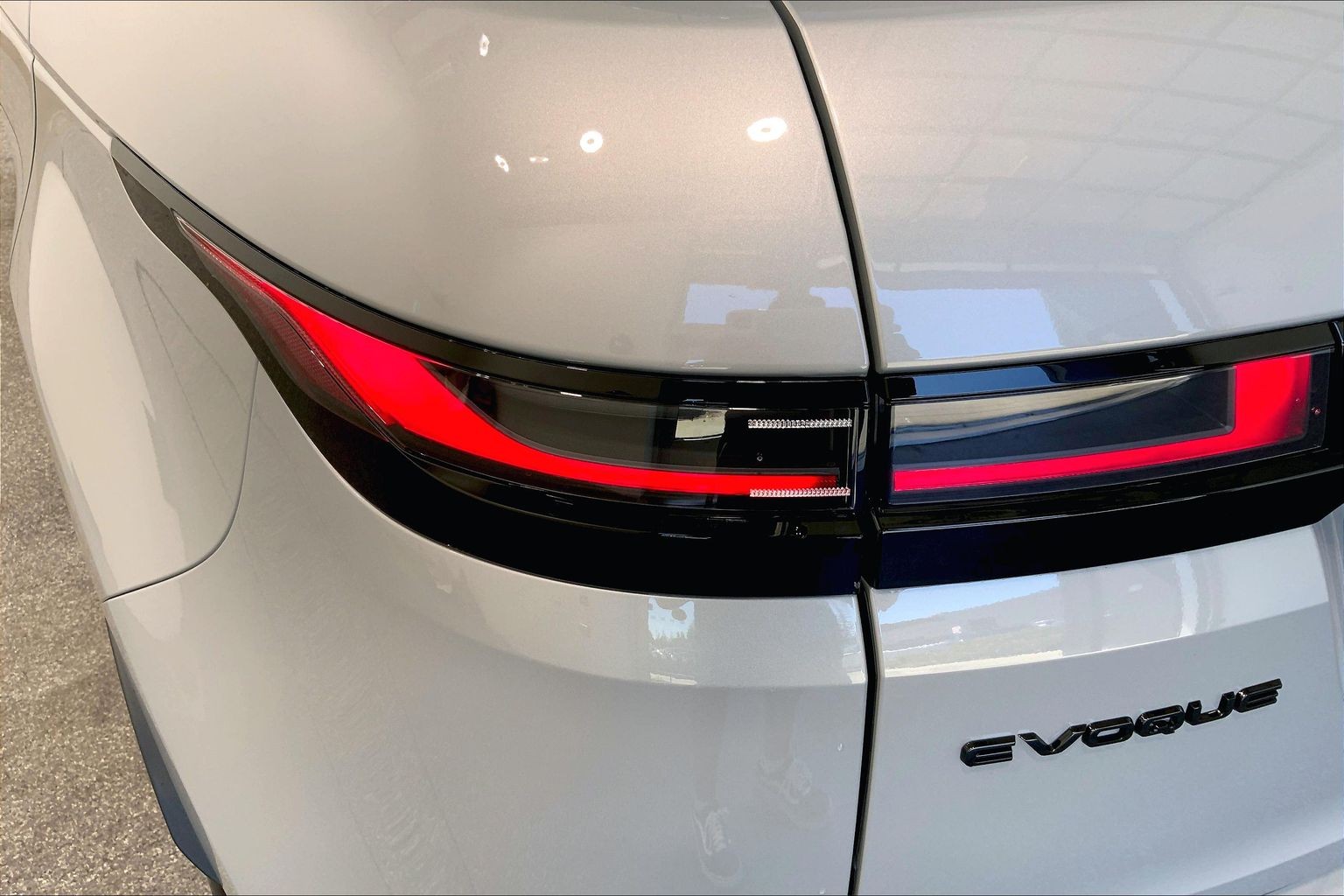2026 Land Rover Range Rover Evoque S - Photo 18