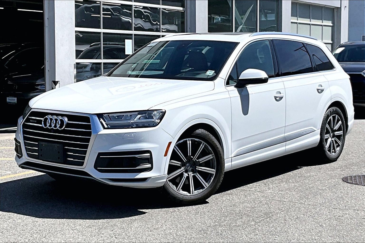 2017 Audi Q7 quattro 4dr 3.0T Technik