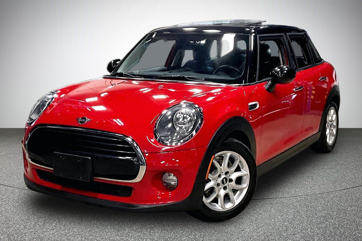Chili Red 2019 MINI Cooper Hatchback Front-Wheel Drive Automatic