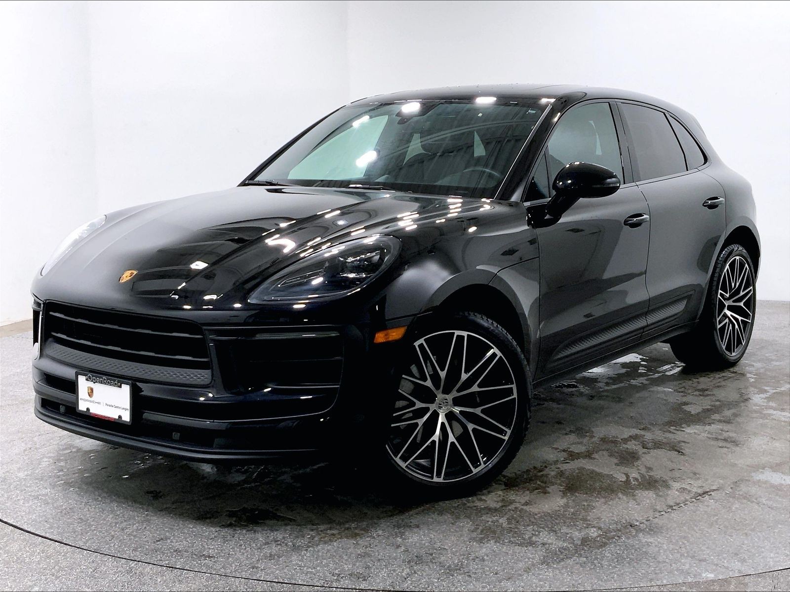 2023 Porsche Macan AWD